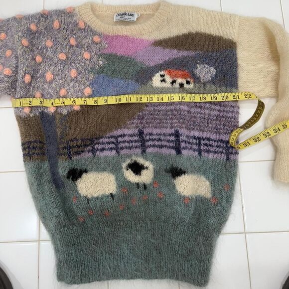 American Suzie Lee Handknit Women's Cottage Scene Sweater with Sheep - Picture 6 of 8